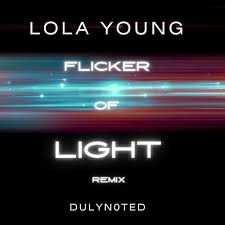 LolaYoung